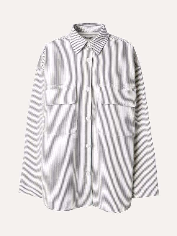Edited Striped shirt Anisha 1. Stripes are a true classic, especially on a shirt. Embrace this timeless trend with this c...