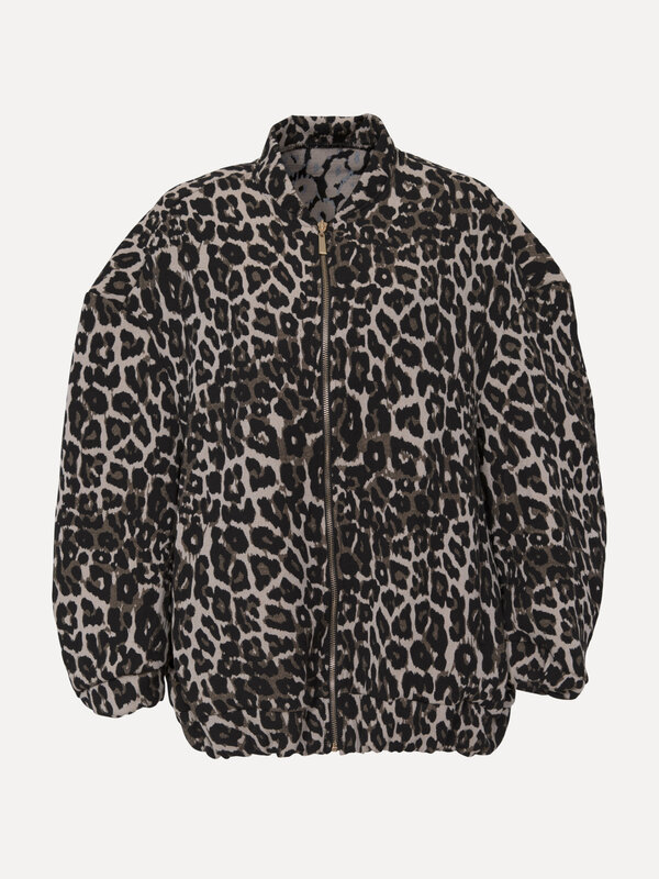 Le Marais Bomber Oscar 2. Create an effortlessly cool look in this leopard print bomber. A contemporary piece that elevat...