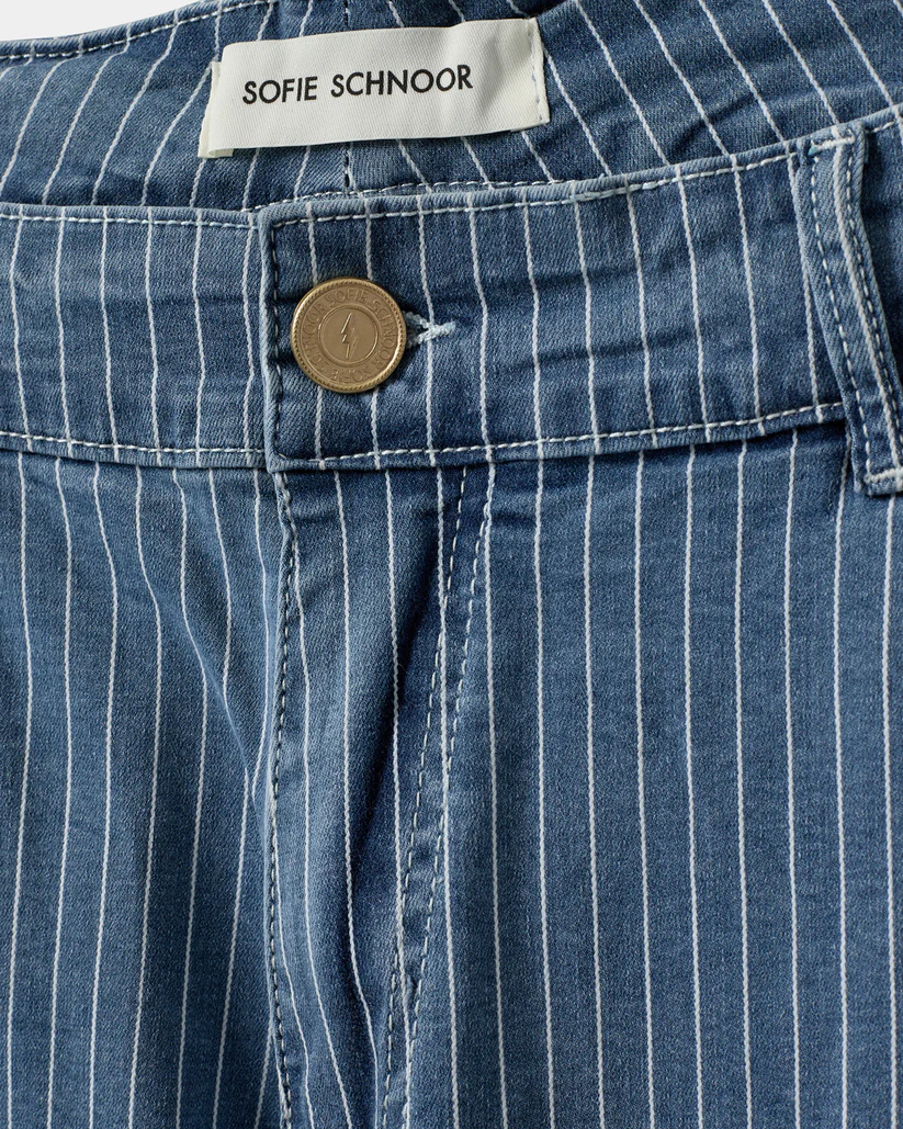 Sofie Schnoor Striped trousers Gitte 6. Baggy meets stripey! These pants set the bar high for any laid-back outfit. The c...