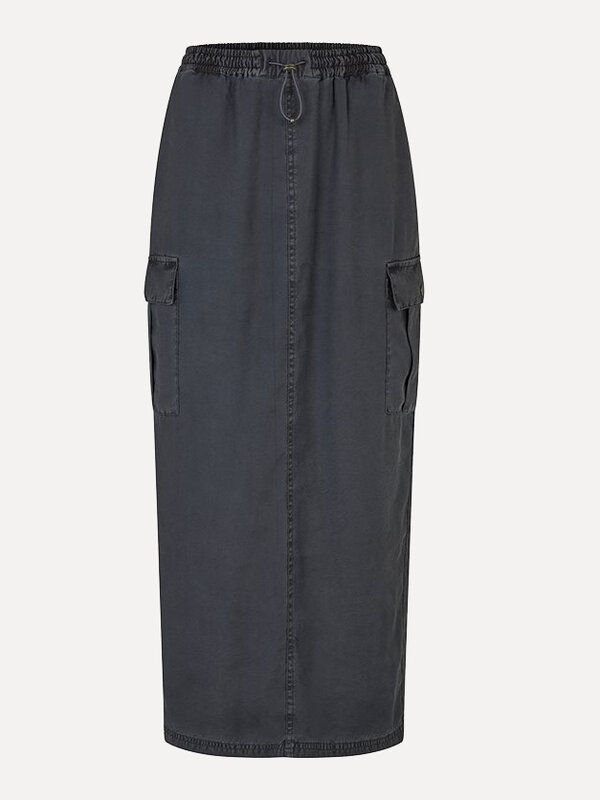 MBYM Jupe cargo Pahana Blaire 2. Découvrez le mélange ultime de confort et de style avec cette longue jupe dotée de poche...