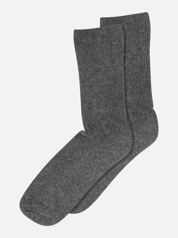 MP Denmark Socks Fine Rib 1. These socks with a fine rib texture in mid grey melange are the perfect blend of comfort and...