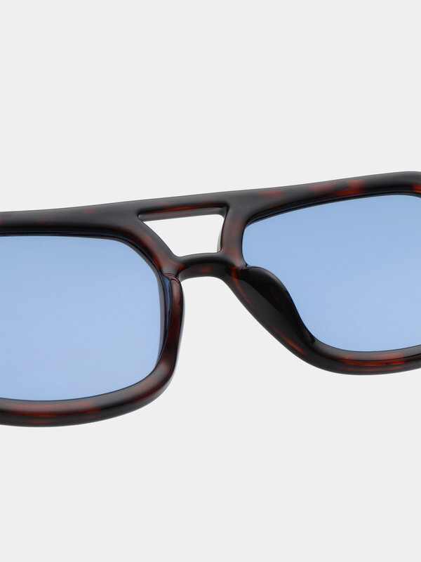 A.Kjaerbede Sunglasses Kaya 4. Everyone needs a KAYA. This unisex piece is an oversized pilot frame inspired by the 70s. ...