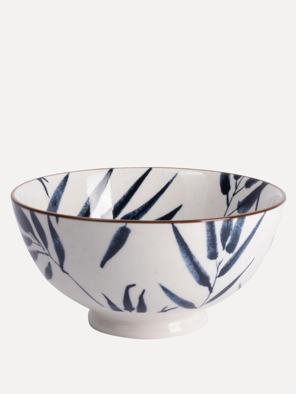 Gusta Bowl Bamboe 3. Set your table in style with this beautiful bowl from the In To Japan series. The bowl features a ba...