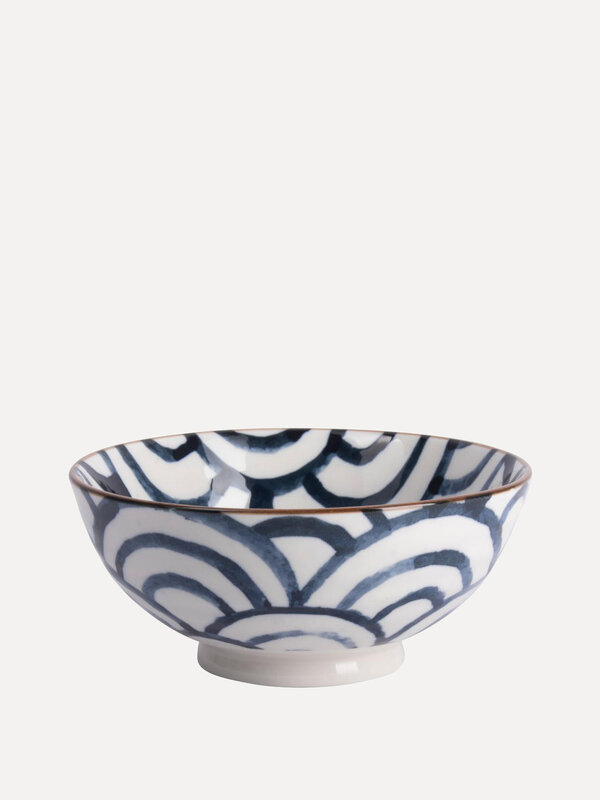 Gusta Bowl Bow 3. This In To Japan bowl made of earthenware is perfect for serving delicious tapas or snacks. In addition...