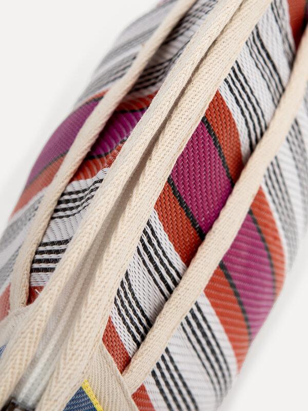 Le Marais Striped pouch Cato 2. Keep your handbag neat and organized with this small striped pouch, the perfect solution ...