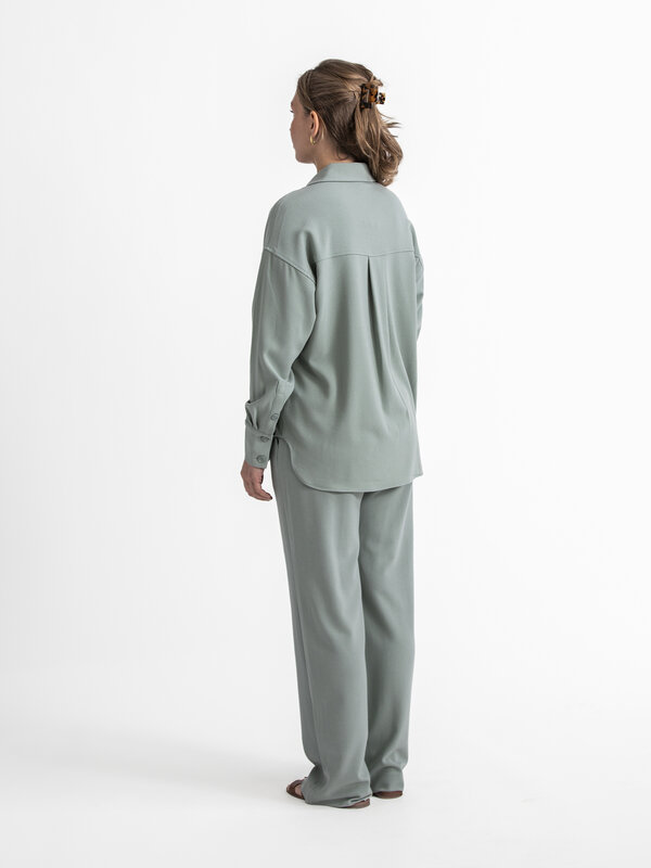 MBYM Trousers Phillipa Edviwa 7. Create a streamlined look with these wide-leg trousers, which can be effortlessly styled...