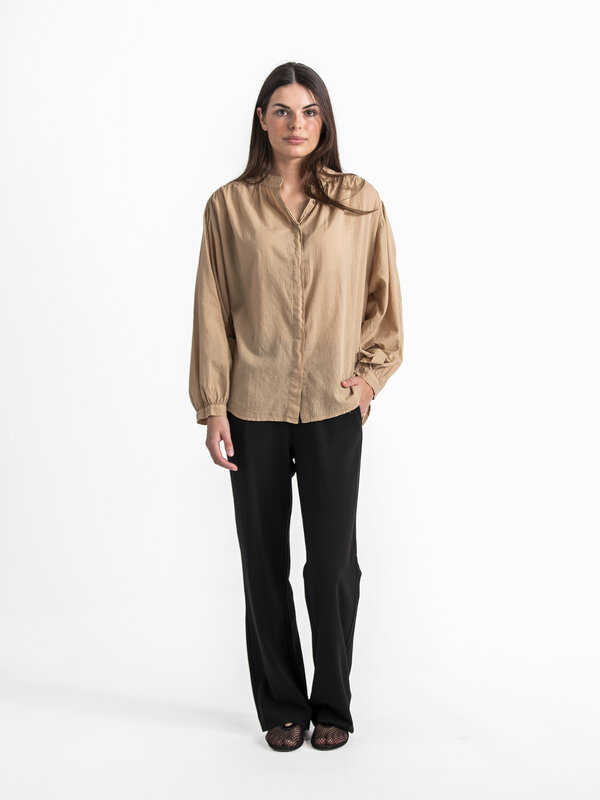 MBYM Trousers Phillipa Edviwa 3. This wide-leg pants are flattering and versatile - our favorite combination. It features...