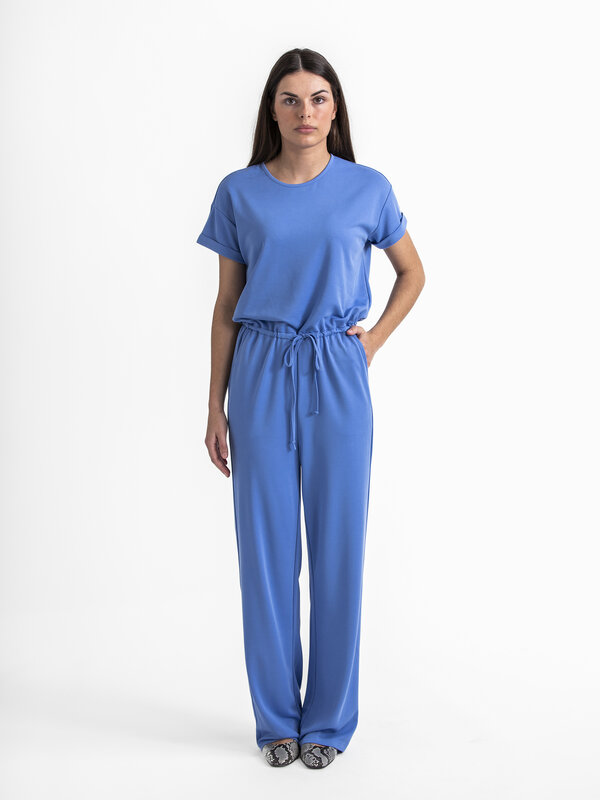 MBYM Jumpsuit Axton 1. Create an effortlessly chic look with this jumpsuit featuring T-shirt sleeves, perfect for any occ...