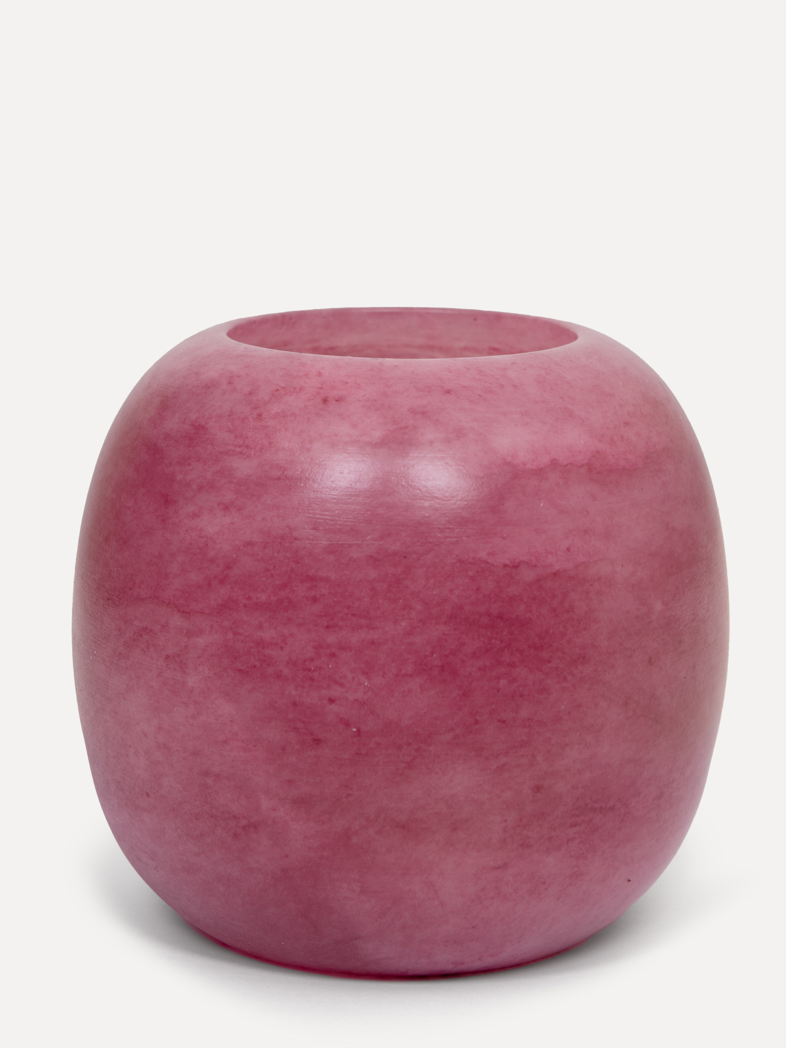 Les Soeurs Ronde Alabaster Kaarsenhouder (extra large) 1. Breng warmte en stijl in je huis met deze bordeauxkleurige alab...