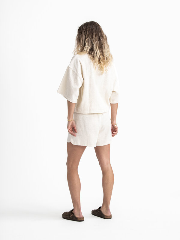 Les Soeurs Towel tee Adella 5. Step into summer with this Towel T-shirt, made in soft fabric, ready for the sunshine. Enj...