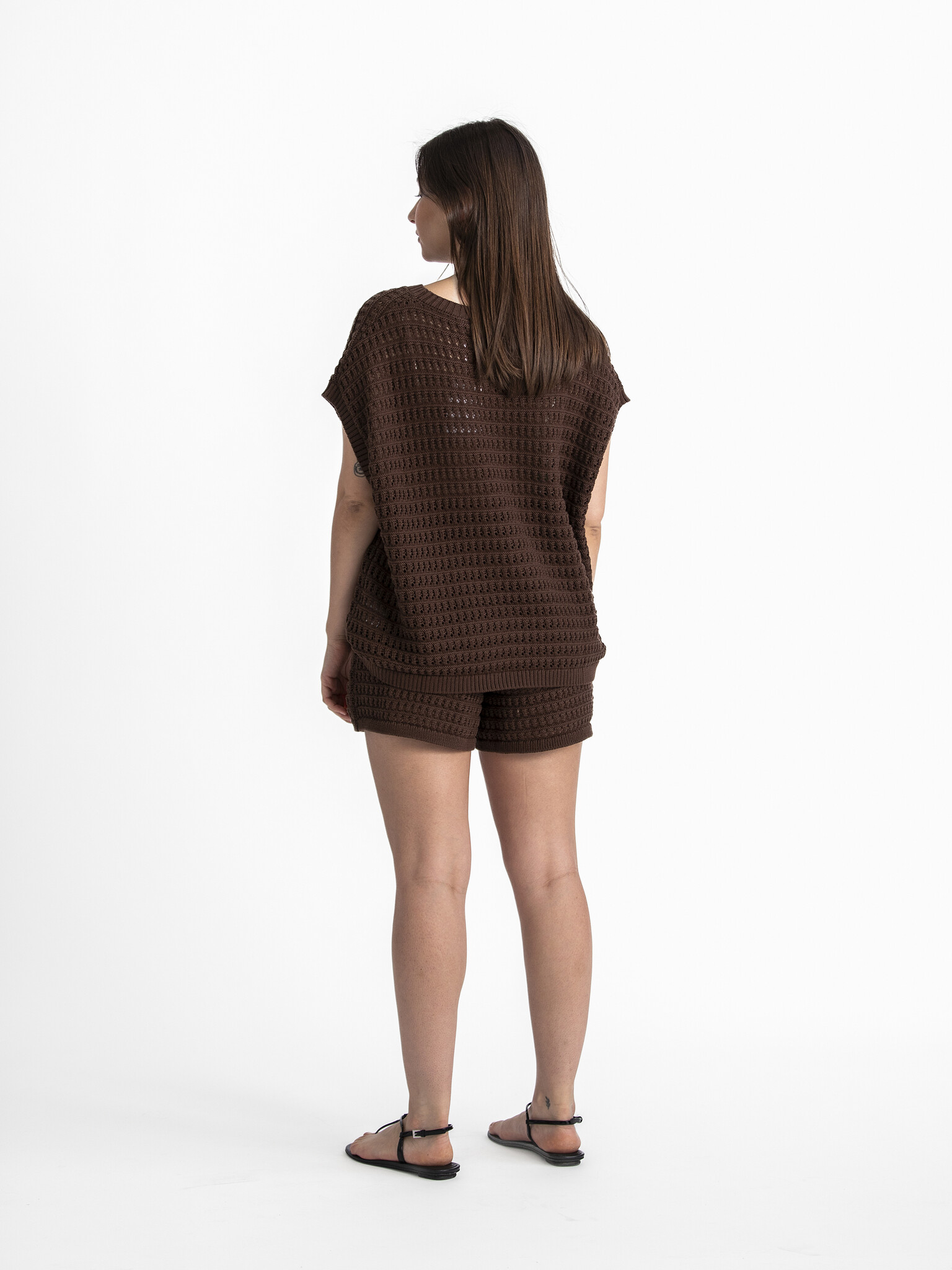 Les Soeurs Gehaakte short Yuki 5. Elke zomergarderobe heeft een favoriete short! Deze gehaakte short in een warme bruine ...
