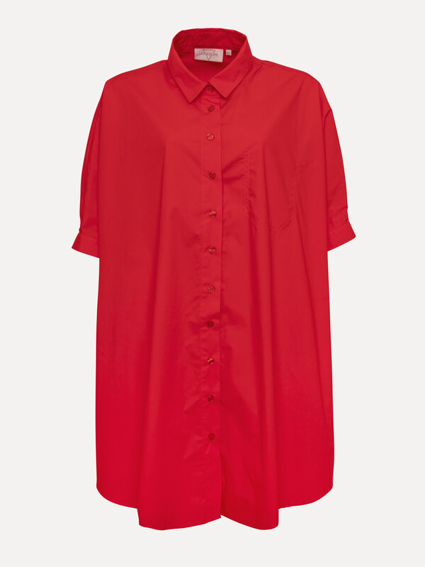 Les Soeurs Robe Popeline Ola 4. Ajoutez de la couleur à vos tenues avec cette robe chemise en popeline rouge. En coton co...