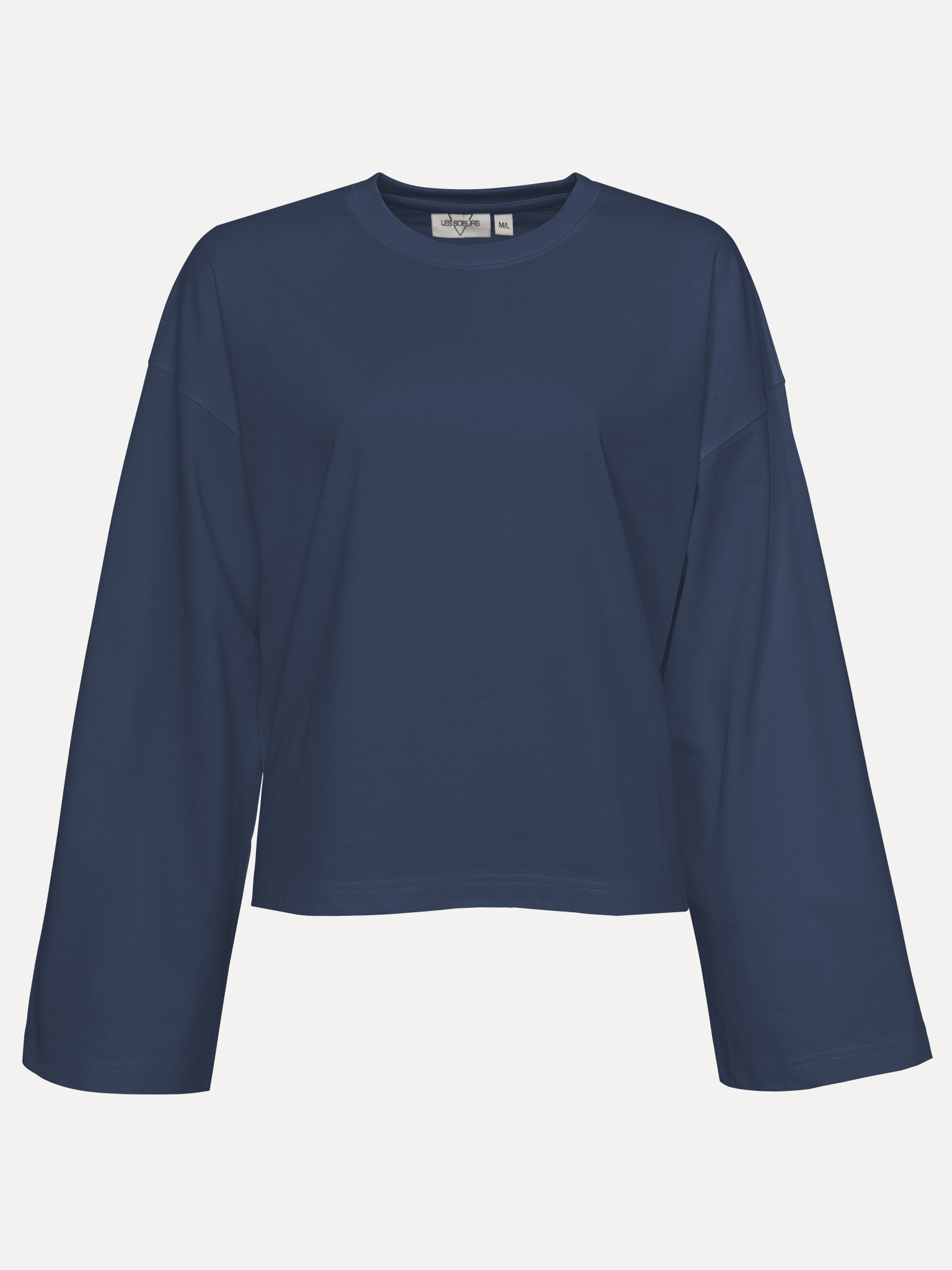 Les Soeurs Longsleeve T-shirt Aline 2. This fall, navy is the new black! The Aline longsleeve is a shirt that can be endl...