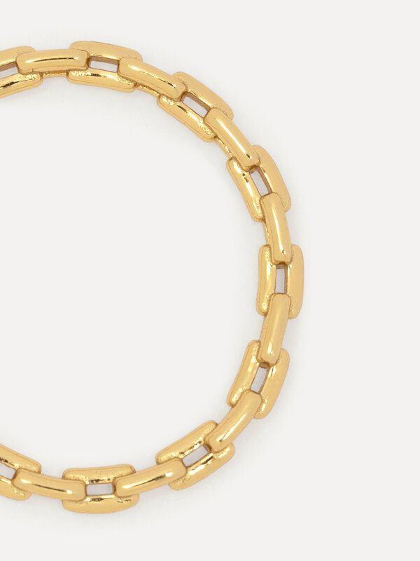 Les Soeurs Ring Chloe Chain 3. Maak je ring party compleet met dit elegante sieraad. Het kettingontwerp is een geliefde e...