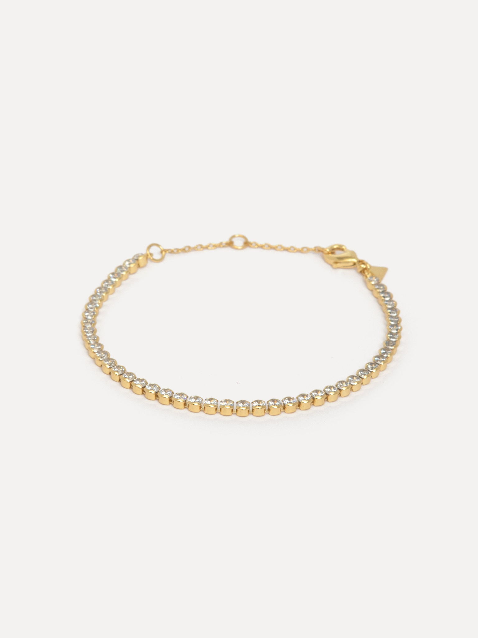 Les Soeurs Bracelet Mara Tennis Chain 2. Il y a de ces bijoux qui ajoutent de l'éclat à votre journée, et ce bracelet de ...