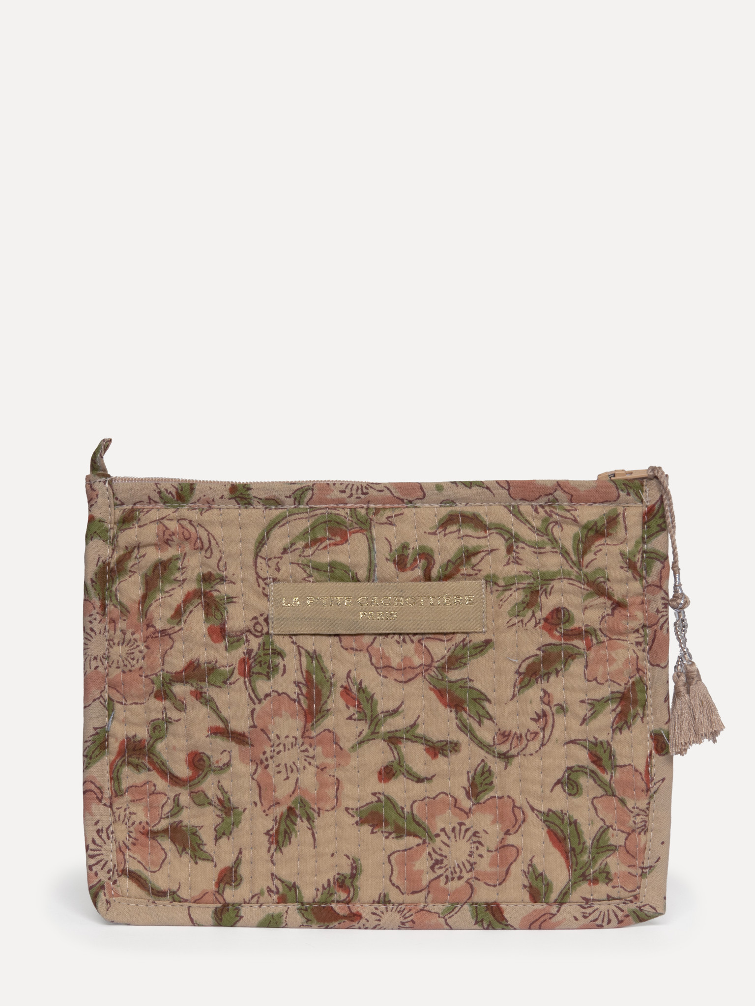 Le Marais Toilettas Indi 1. Met deze beige toiletzak met een mooi gebloemd motief houd je je essentials georganiseerd en ...