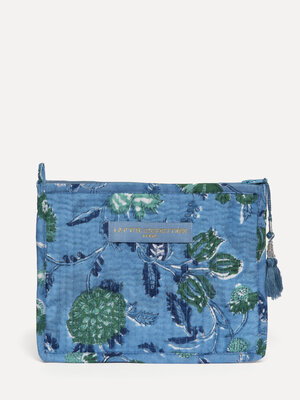 Trousse de toilette Indi. Cette trousse de toilette bleue avec un charmant motif floral est idéale pour organiser tous vo...