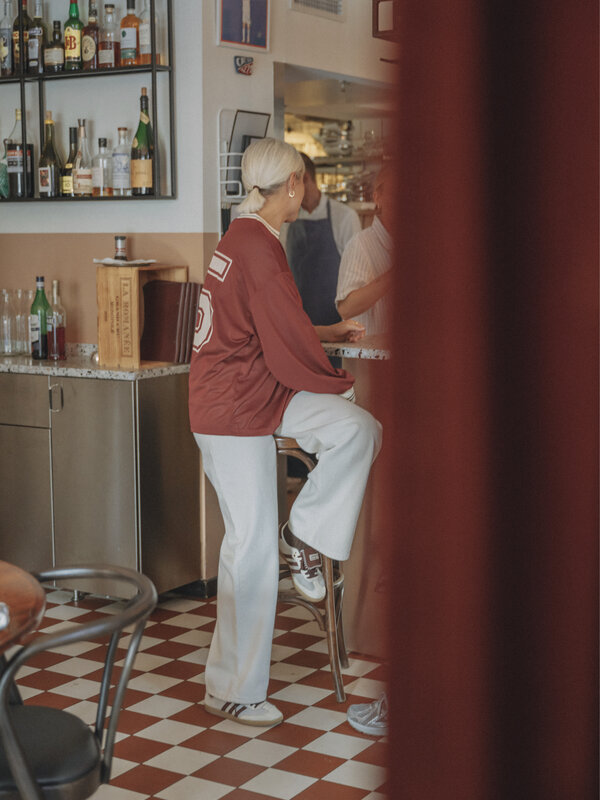 Les Soeurs Mesh Shirt Dillon 3. Too cold for a T-shirt but too warm for a jacket? This retro staple is the middle ground ...