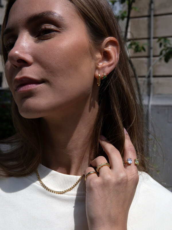 Les Soeurs Oorbel Jay Hammered 2. Stijl zit in de details en deze oorbellen zijn daar het voorbeeld van. De geborstelde t...
