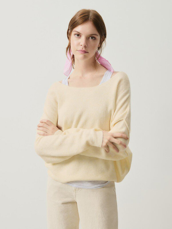 American Vintage Gebreide pull Damsville 4. Simple, but never boring: deze luchtige trui in zachte pasteltint is een droo...