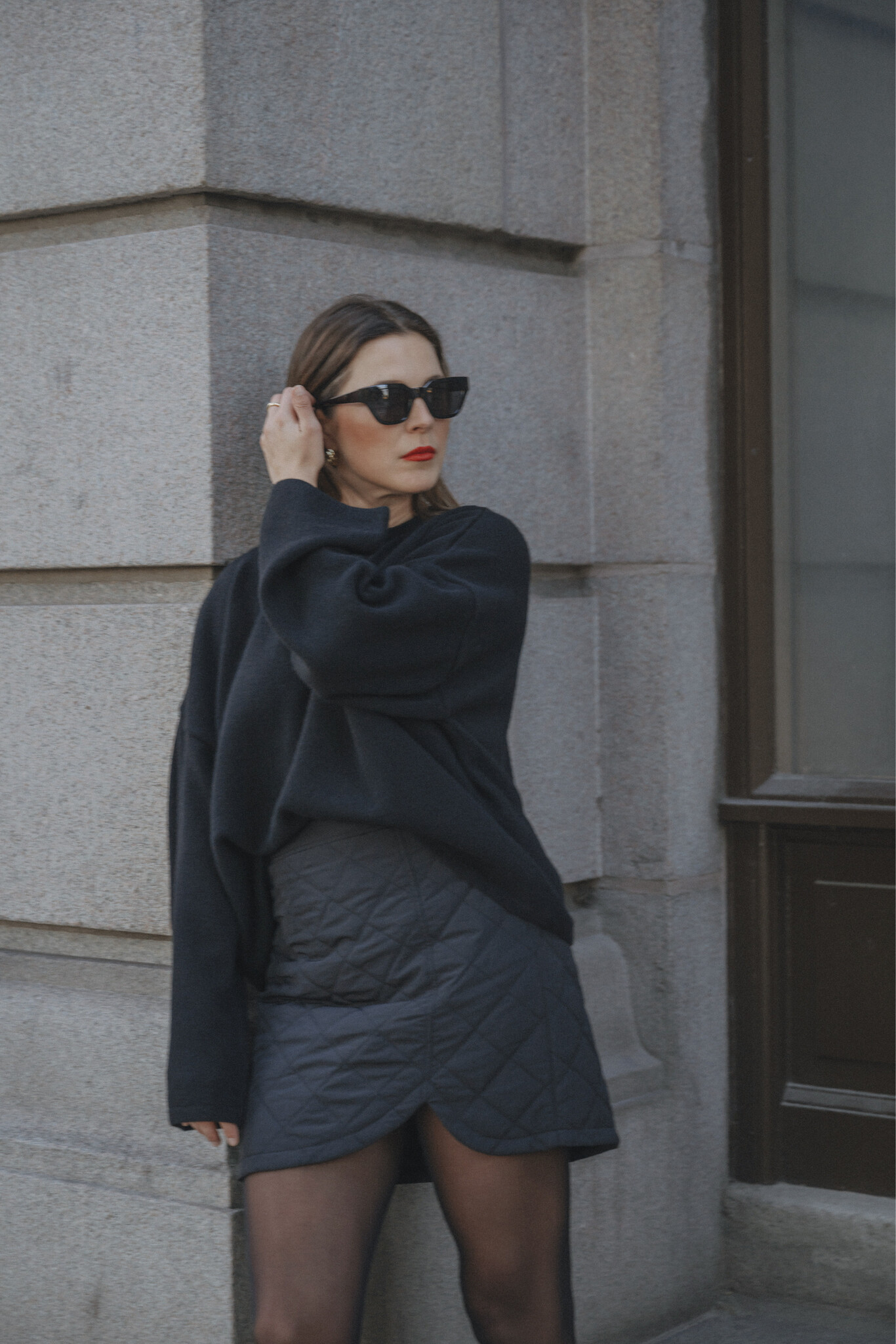 Les Soeurs Sweater Anouk 7. With this sweater, you'll be ready to take on any day. The luxuriously soft fabric feels grea...