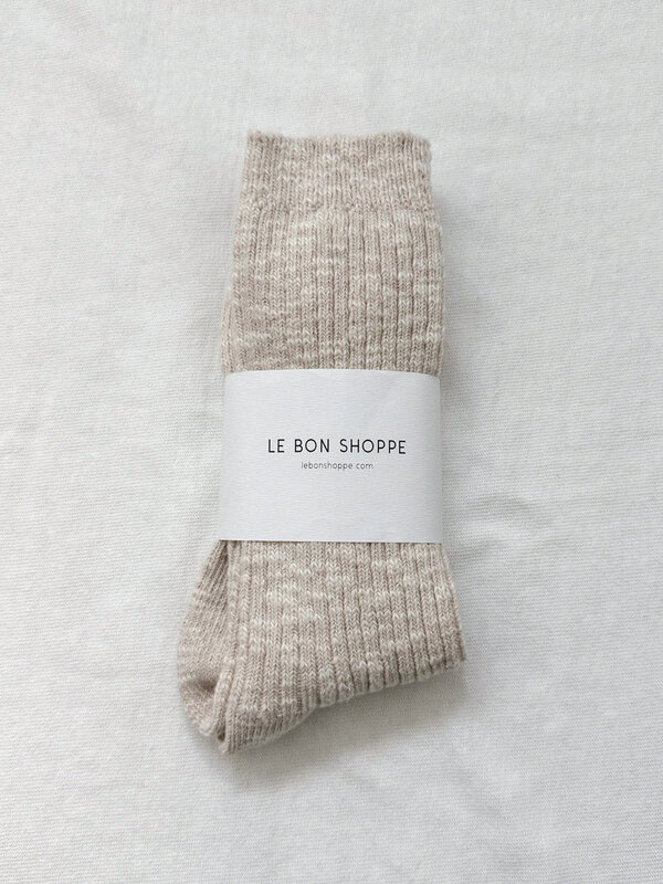 Le Bon Shoppe Sokken Cottage 3. Klaar voor wisselvallig herfstweer? Je voeten in elk geval wel! De neutrale kleur zorgt e...