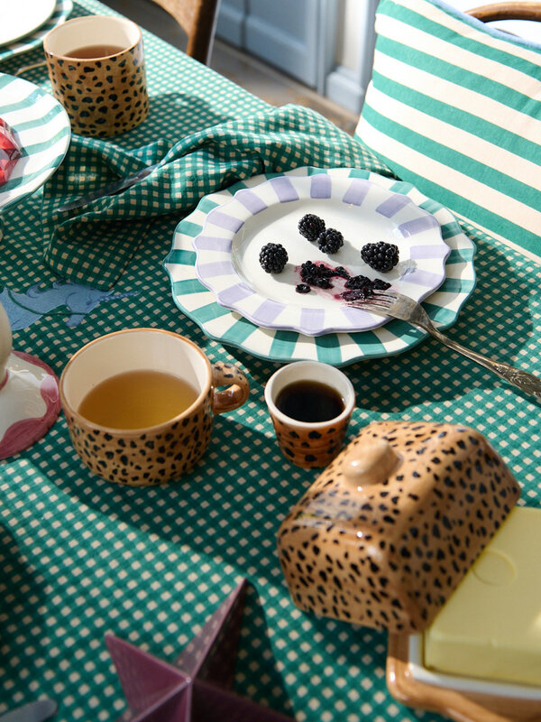 Anna + Nina Butter Dish Leopard 4. Looking for an eye-catcher to add to your breakfast table? Found it! This leopard prin...