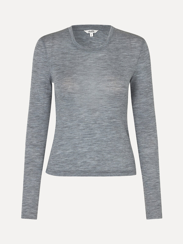 MBYM Wool Top Christina Rebecca 2. This wool top has everything you would expect from an essential: comfort and a timeles...