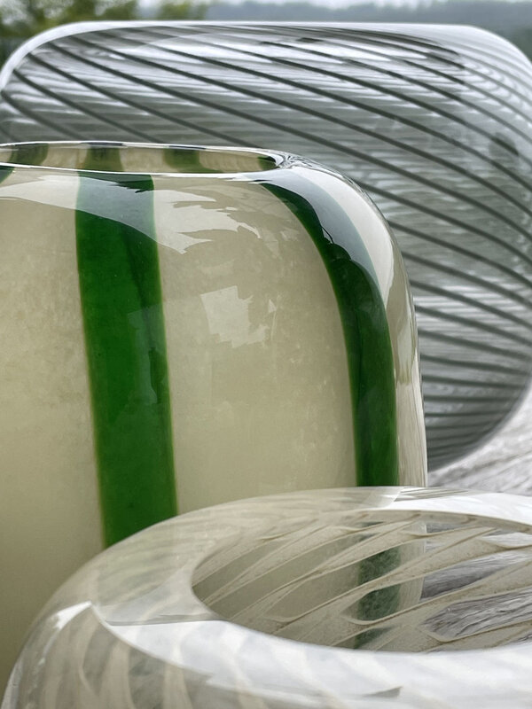 House Doctor Vase HD Hope 2. À la recherche d'un accent qui finisse votre intérieur? Ce vase vert est la solution! Avec s...