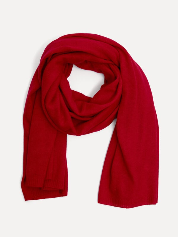 Les Soeurs Cashmere Scarf Nori 1. This scarf envelops you in warmth and feels almost weightless. The cashmere and bright ...