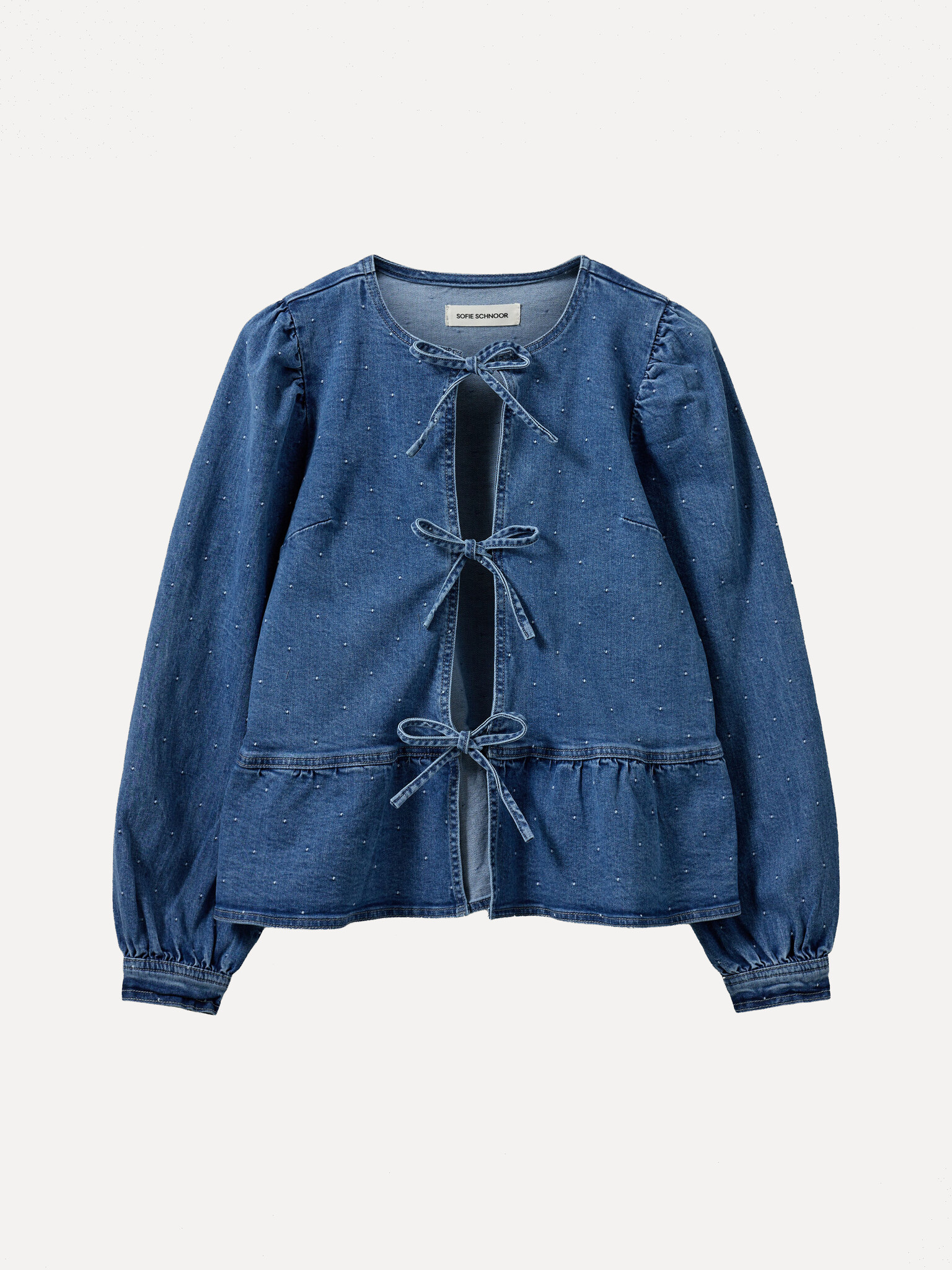 Sofie Schnoor Blouse en jean Halia 2. Vous n'êtes pas fan de la blouse en jean classique? Cette variante avec des détails...