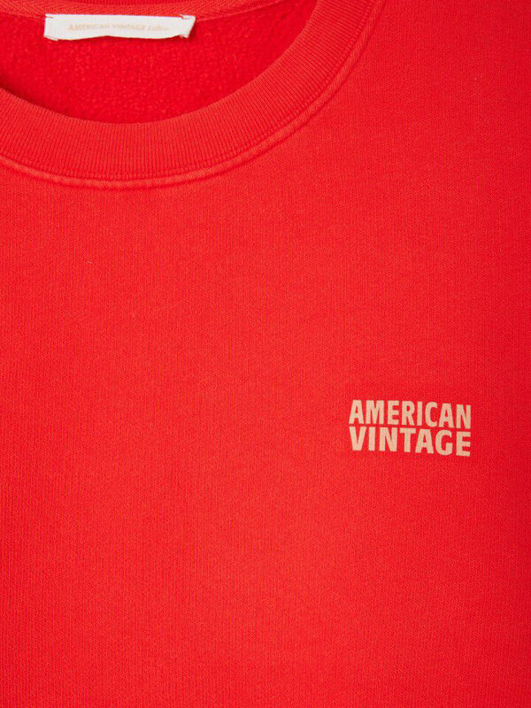 American Vintage Sweat Izubird 4. Red, bold, and ready to go. This sweater is your new favorite for indoors and out. The ...
