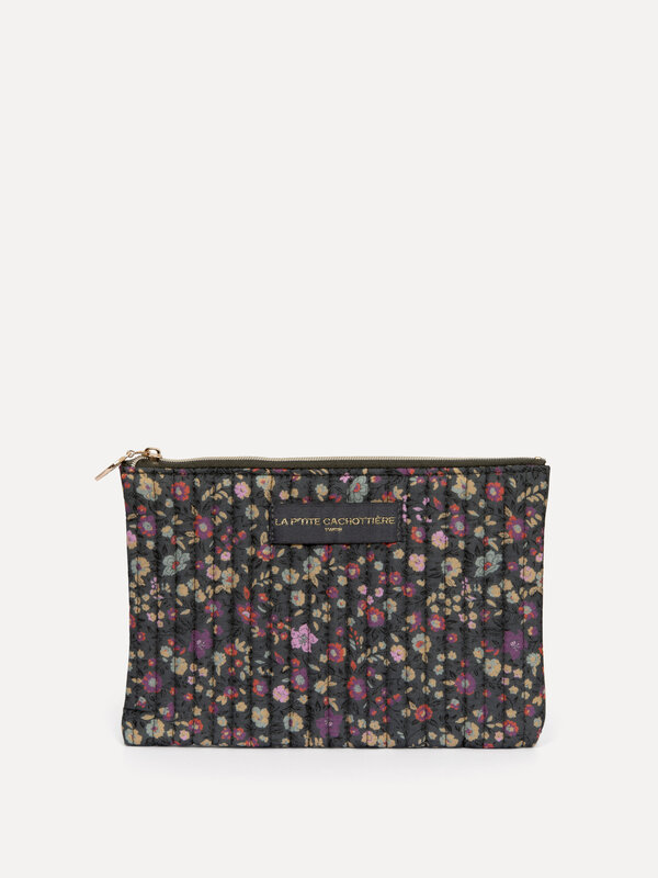 Le Marais Floral toiletry bag Iza 1. For those who love flowers and a tidy bathroom: this toiletry bag in shades of gray ...
