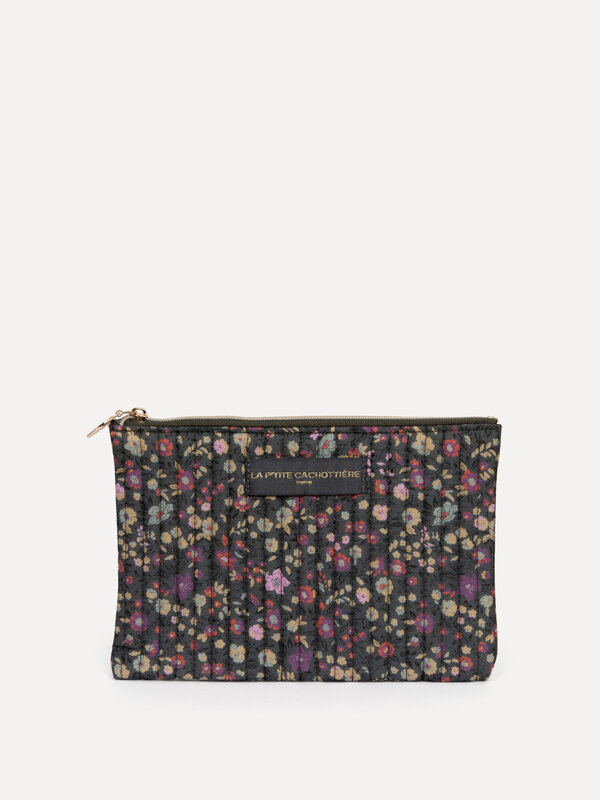 Le Marais Floral toiletry bag Iza 3. For those who love flowers and a tidy bathroom: this toiletry bag in shades of gray ...