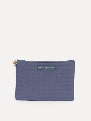 Toiletry bag Iza. Always organized, never messy: this toiletry bag in denim blue offers just enough space for your favori...
