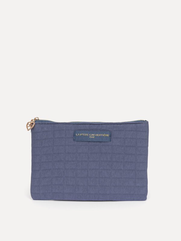 Le Marais Toiletry bag Iza 1. Always organized, never messy: this toiletry bag in denim blue offers just enough space for...