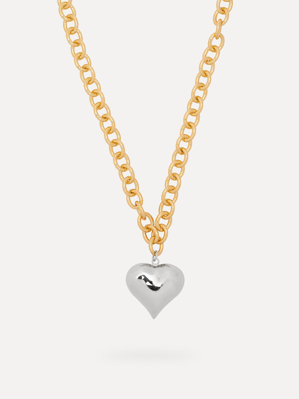 Les Soeurs Collier Rana Heart 1. Deux couleurs parfaitement équilibrées: le design doré de ce collier est un complément p...