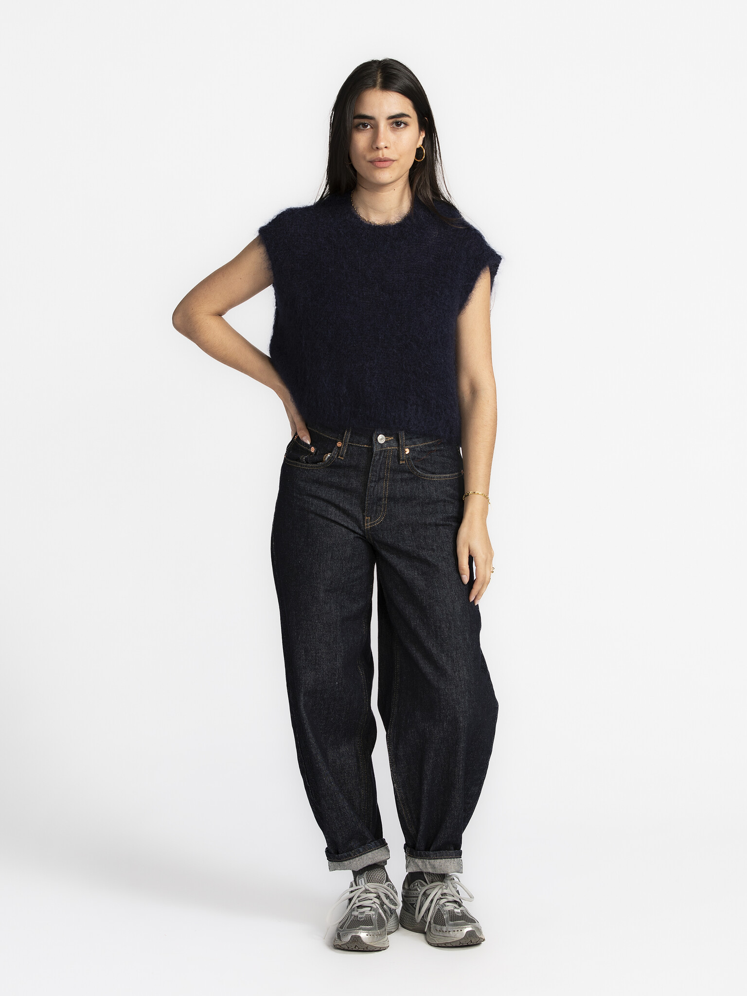 Le Marais Gebreide Spencer Zoey 3. Te koud, te warm of niets dat past? Deze gebreide navy spencer is de probleemoplosser ...