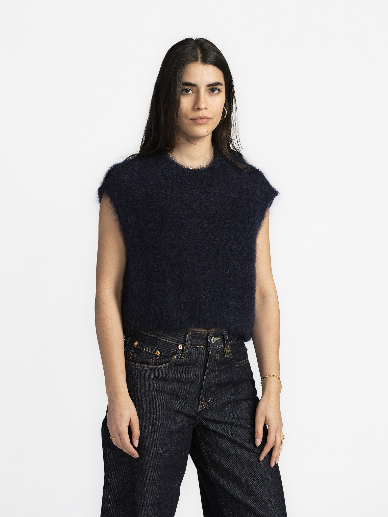 Le Marais Gebreide Spencer Zoey 1. Te koud, te warm of niets dat past? Deze gebreide navy spencer is de probleemoplosser ...
