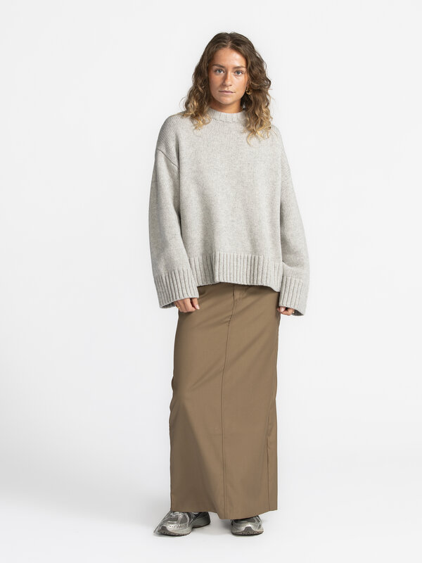 Sofie Schnoor Long maxi skirt 3. Featuring flowing straight lines and a long back slit, this maxi skirt is not only beaut...