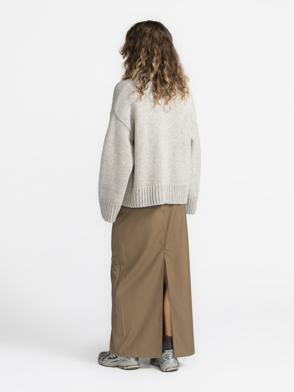 Sofie Schnoor Long maxi skirt 5. Featuring flowing straight lines and a long back slit, this maxi skirt is not only beaut...