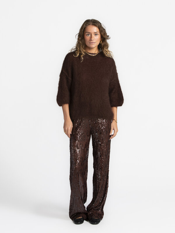 Le Marais Tricot Oversize Stella 5. Le luxe enveloppé dans un pull! La maille en fourrure ajoute une touche chic à votre ...