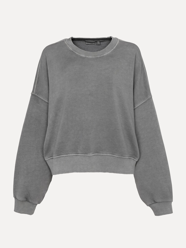 Les Soeurs Sweater Emma 2. Looking for an essential that goes with everything? This sweater in a washed grey hue represen...