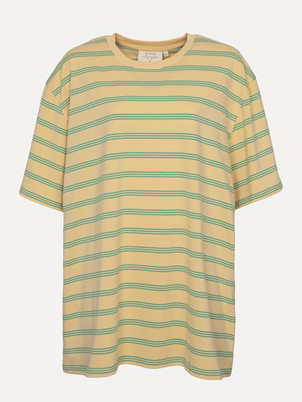 Les Soeurs Gestreept T-Shirt Channing 2. Yes, we found it - het perfecte streepjesshirt voor je collectie! Dit botergele ...