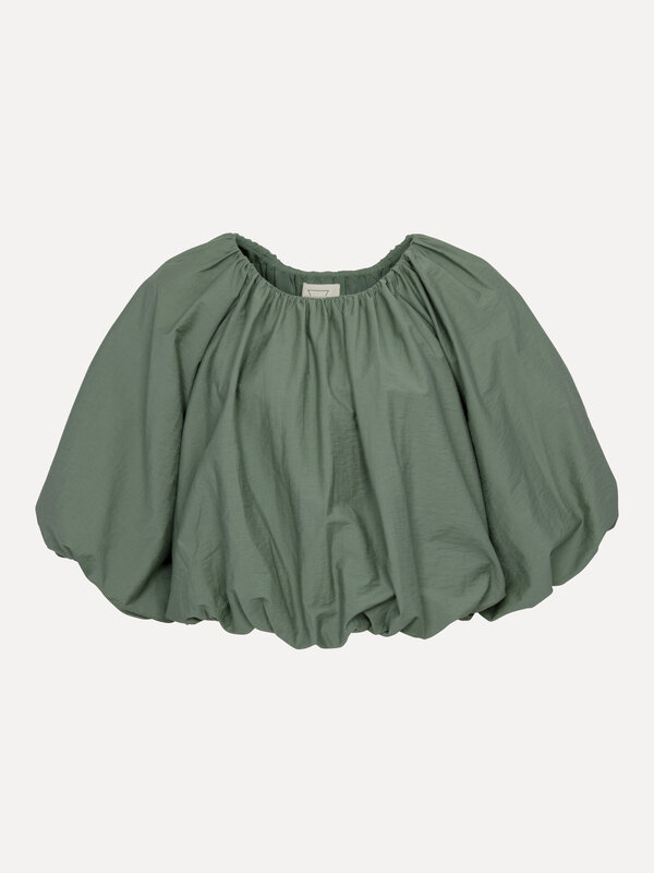 Les Soeurs Ballonblouse Bradley 2. Easy breezy! Ben je toe aan een verfrissend stuk in je garderobe? Deze ballonblouse is...