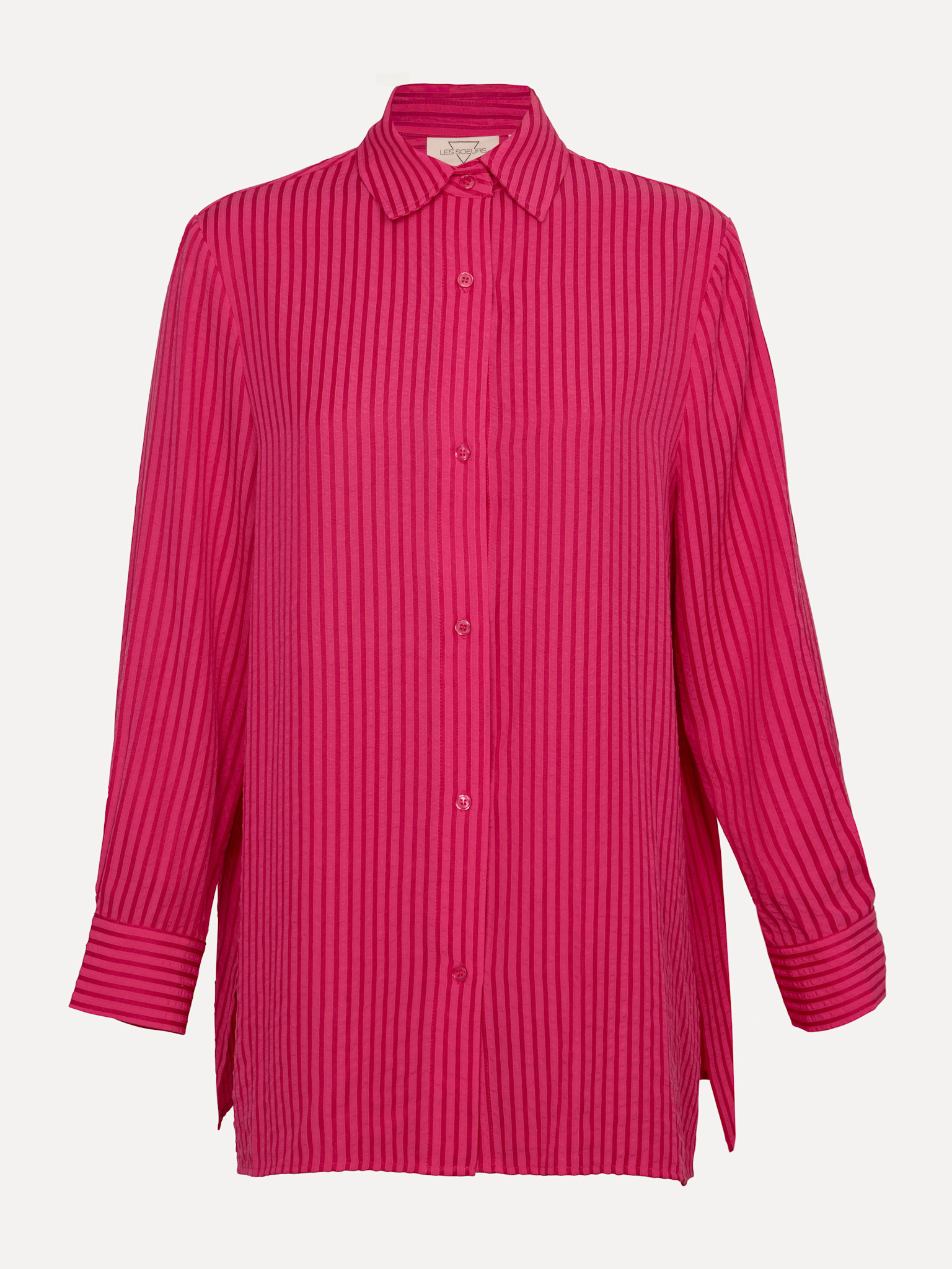Les Soeurs Gestreept hemd Daniel 2. Genoeg grijze dagen gezien? Dan is dit roze gestreepte hemd een verademing. Ruime fit...