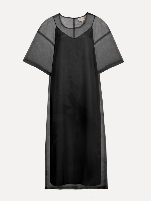 Les Soeurs Organza dress Samuel 2. This black organza dress makes the perfect marriage between mystery and elegance. The ...