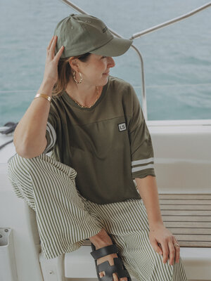Trousers Matt. Light, airy and just what you're looking for on a sunny day: these striped pants. The flowy fabric, wide l...