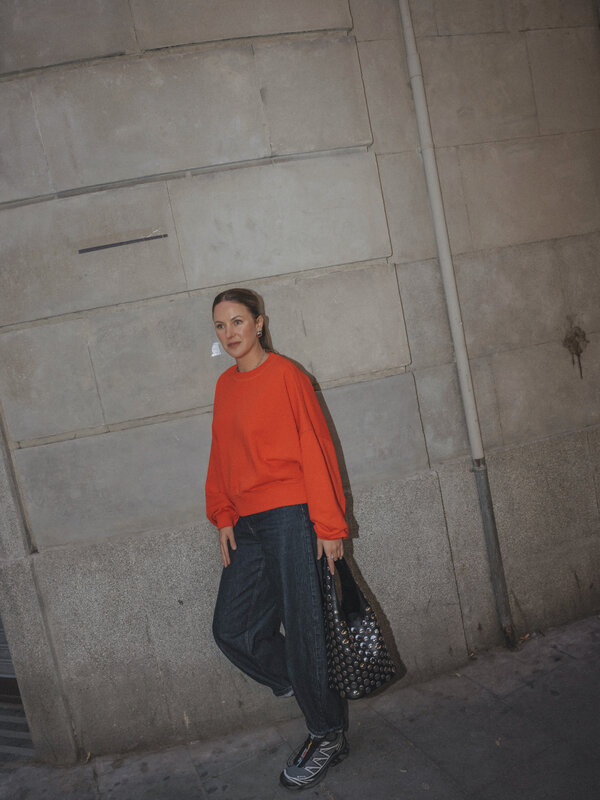 Les Soeurs Sweater Emma 3. No more boring basics! With this bright red sweater, you're opting for an instant wow effect. ...