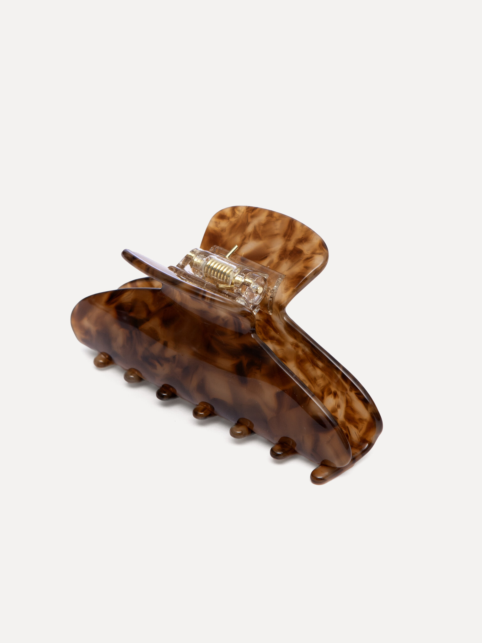 Les Soeurs Epingle à cheveux griffe en résine 2. No more bad hair days! Cette pince à cheveux tortue est la synthèse du s...